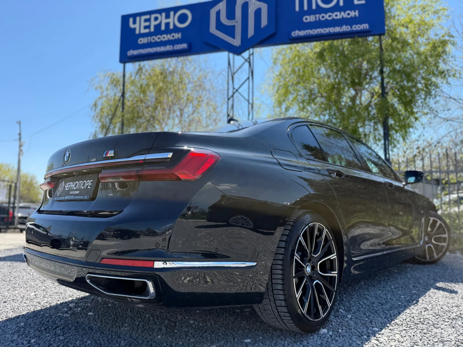 BMW 730 d M-Sport Individual Massage Harman Kardon, снимка 6 - Автомобили и джипове - 54331394