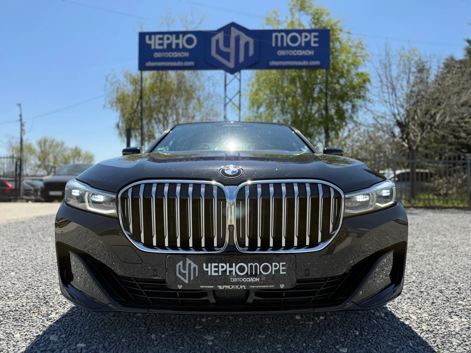 BMW 730 d M-Sport Individual Massage Harman Kardon, снимка 2 - Автомобили и джипове - 54331394