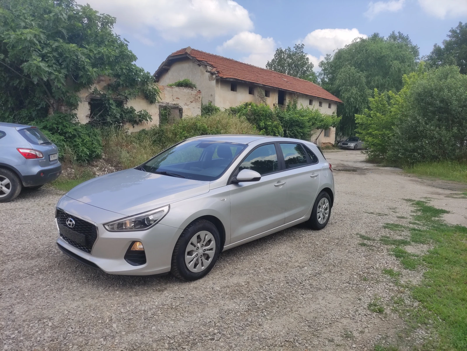 Hyundai I30 1.6JRDI като нов 142000км евро 6, снимка 3 - Автомобили и джипове - 54796945