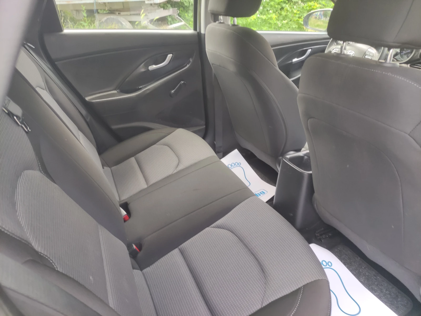 Hyundai I30 1.6JRDI като нов 142000км евро 6, снимка 9 - Автомобили и джипове - 54796945