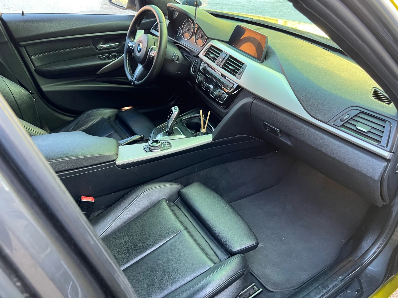 BMW 320 318д б47/ Сменени Вериги!, снимка 8 - Автомобили и джипове - 54809044