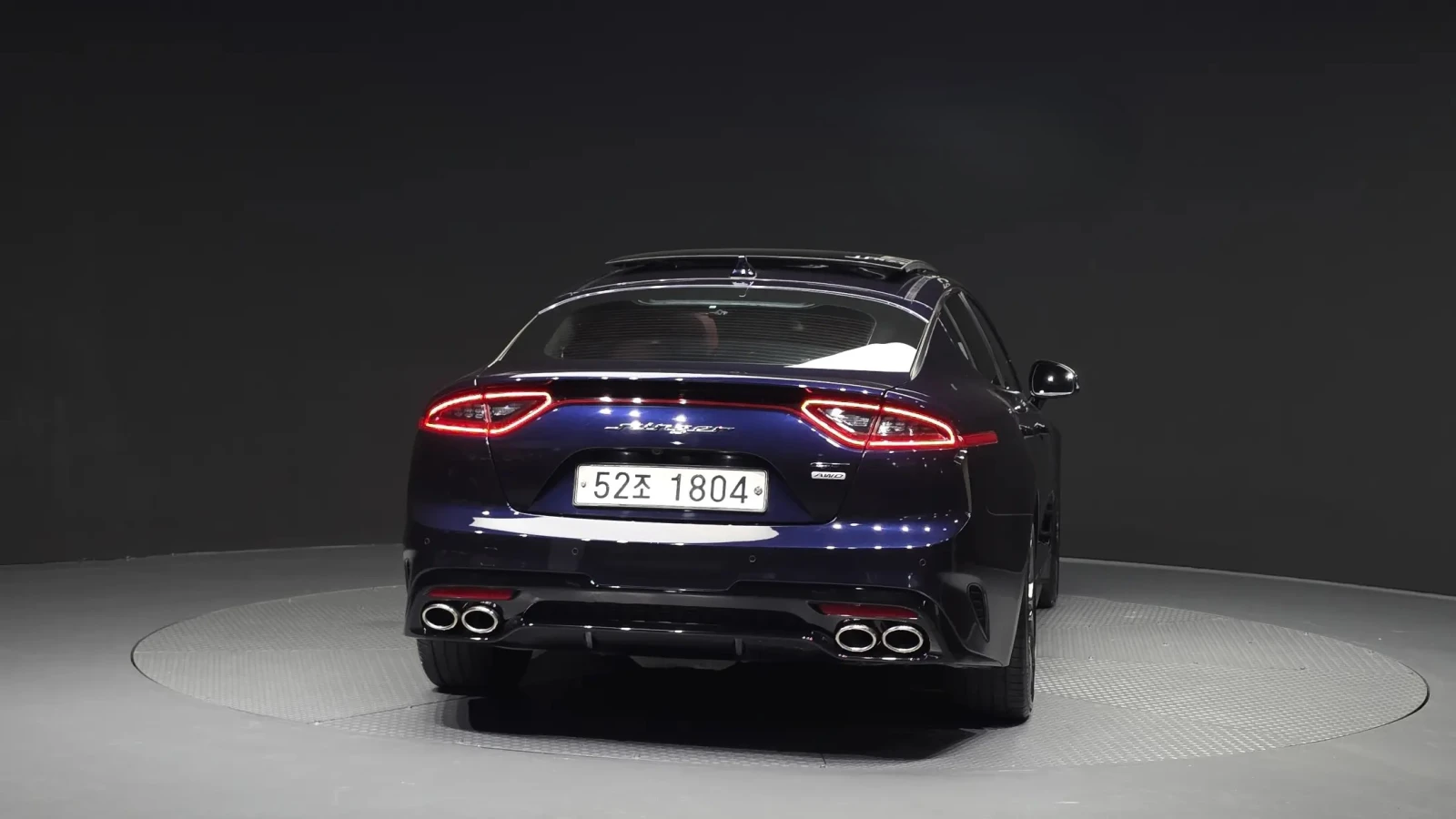 Kia Stinger 3.3t AWD Cam360/Disi/Panorama/Обдухване, снимка 4 - Автомобили и джипове - 55187494