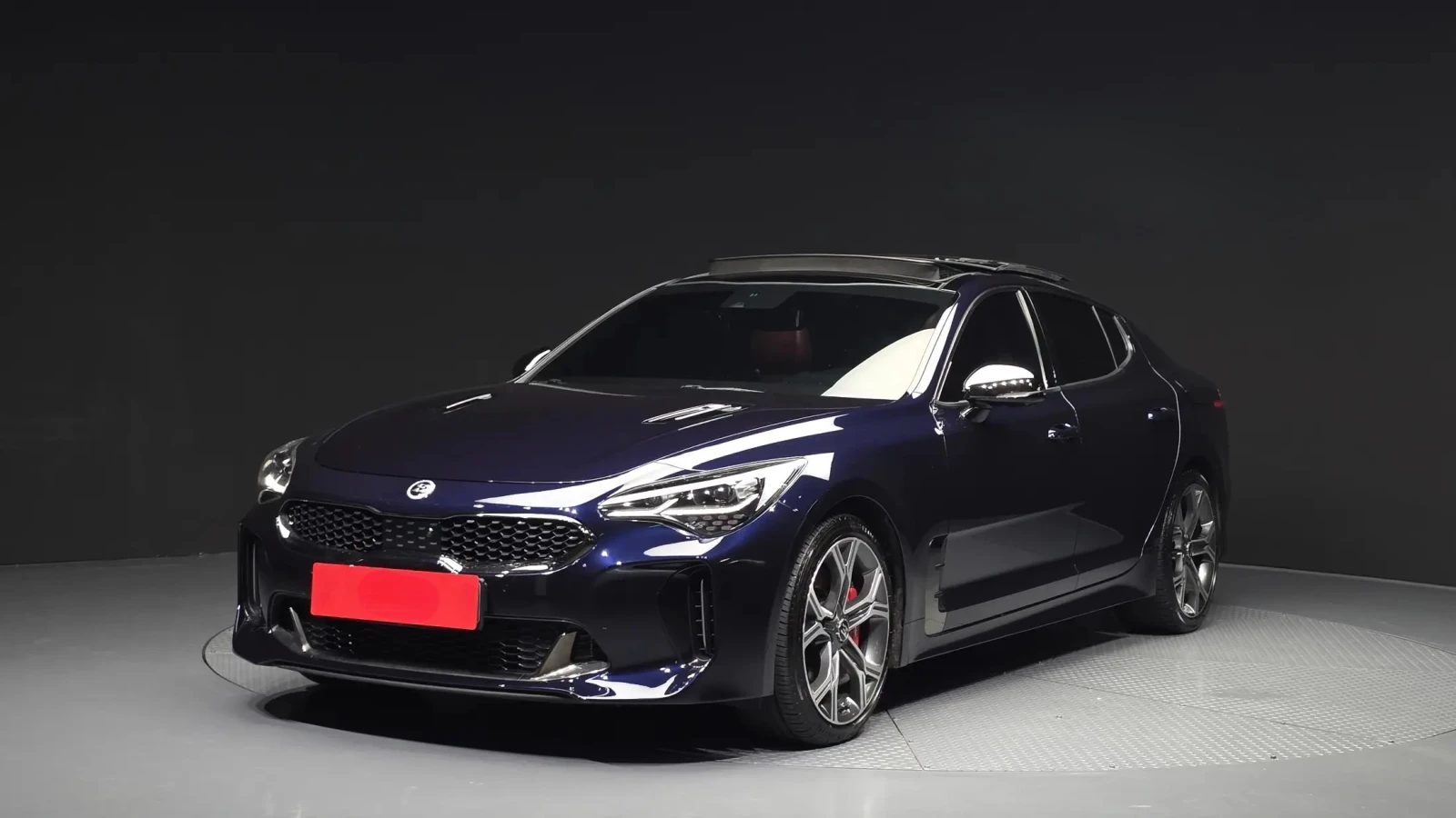 Kia Stinger 3.3t AWD Cam360/Disi/Panorama/Обдухване