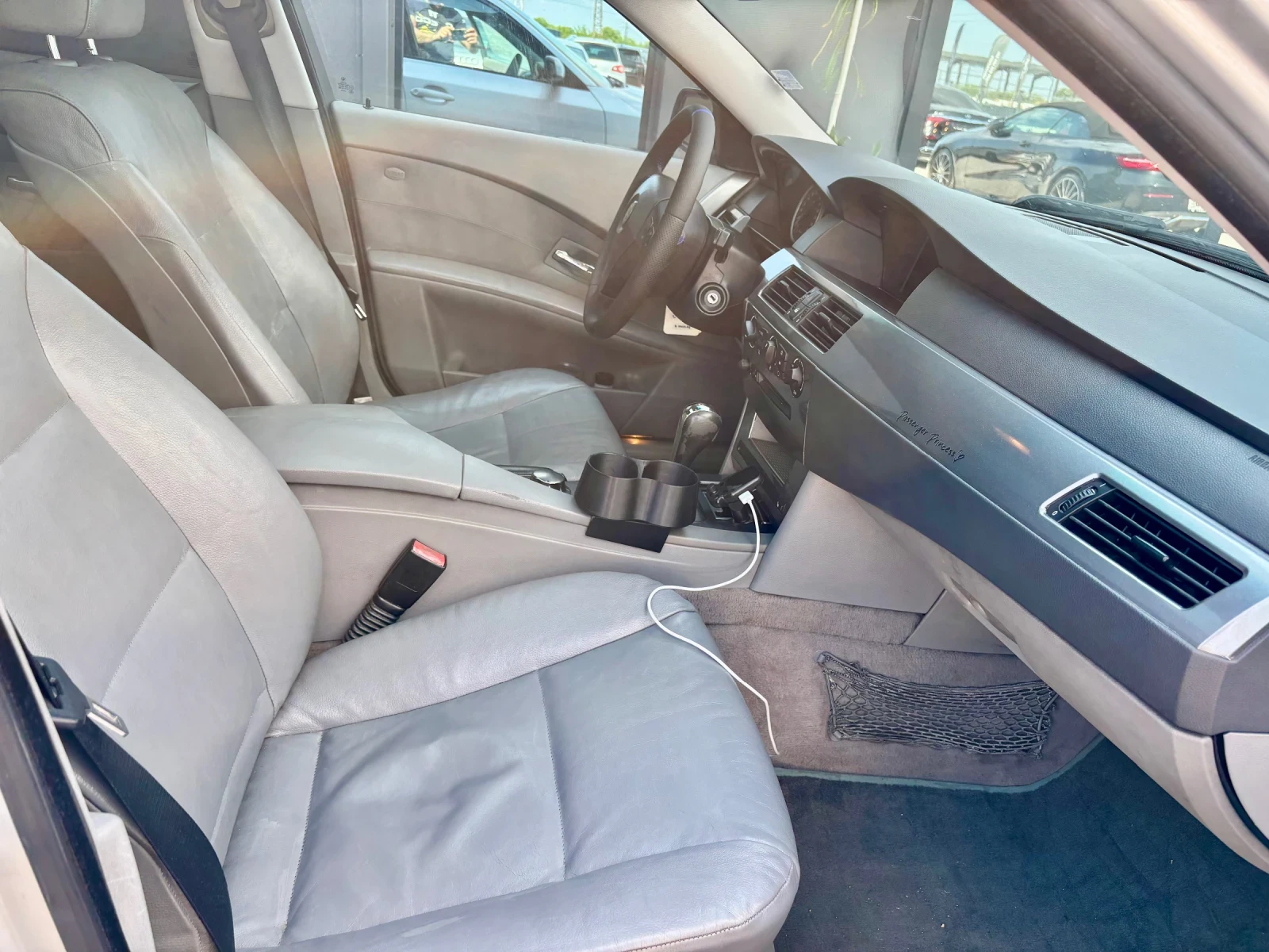 BMW 530 3.0D M-PAKET, снимка 12 - Автомобили и джипове - 55352802