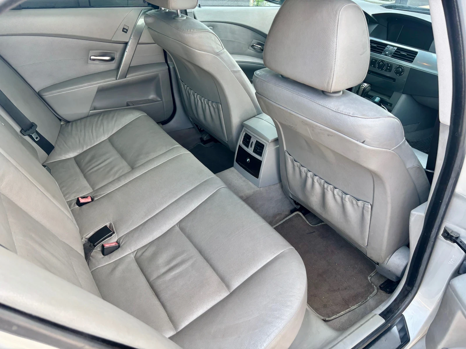 BMW 530 3.0D M-PAKET, снимка 11 - Автомобили и джипове - 55352802
