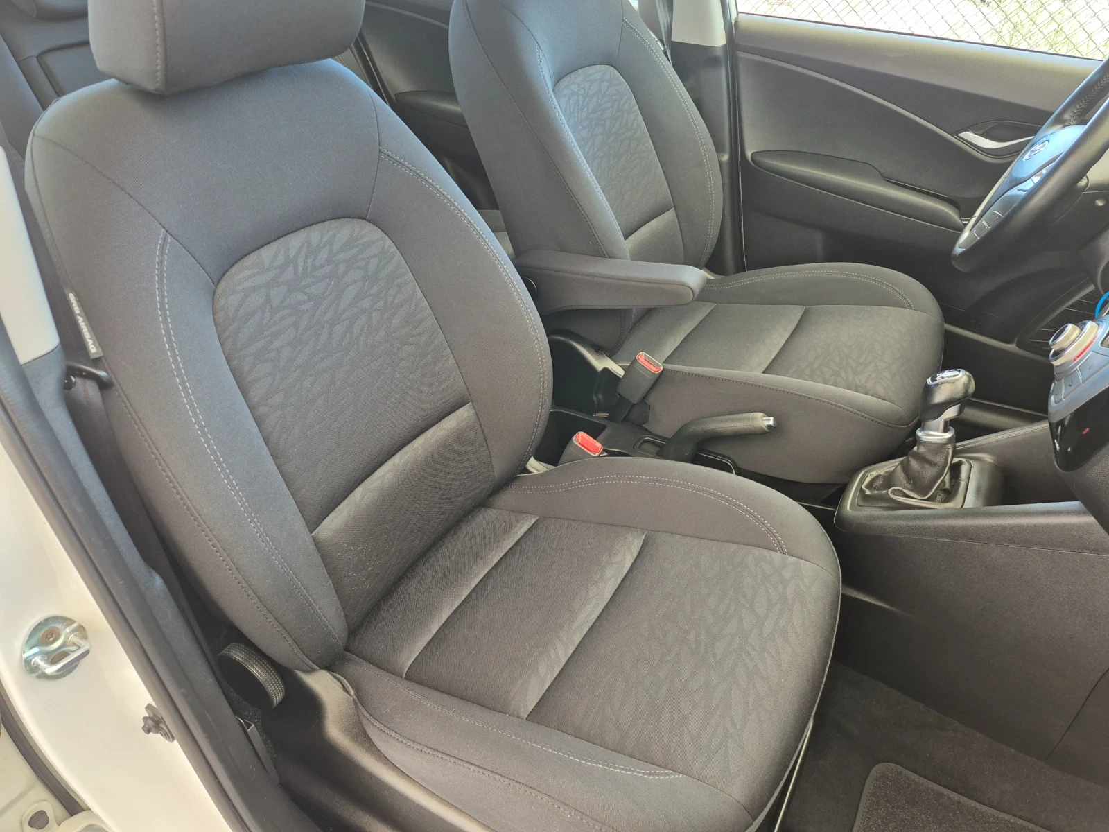 Hyundai Ix20 1.4 i    GPL      EVRO 6B  | Mobile.bg � ����������� 11