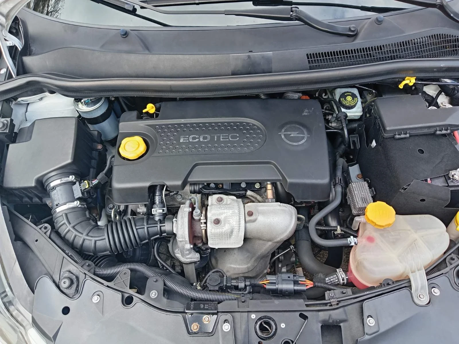Opel Corsa 1.3 D , снимка 13 - Автомобили и джипове - 55755240