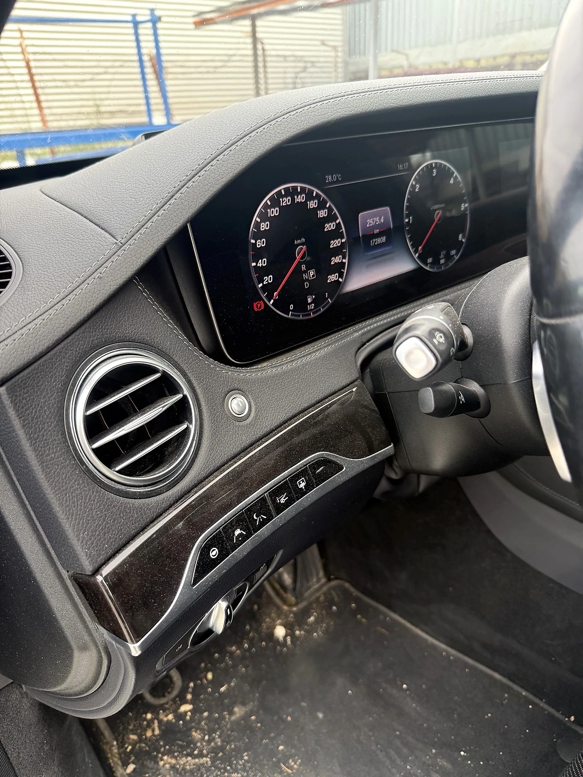Mercedes-Benz S 350 Без удари 1ви собственик масажи обдухване Телевизо, снимка 4 - Автомобили и джипове - 56226734