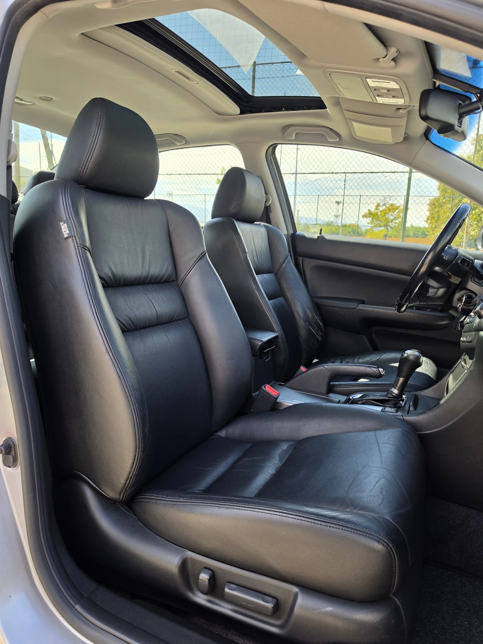 Honda Accord 2.4i-VTEC Distronic NAVI, снимка 14 - Автомобили и джипове - 56321571