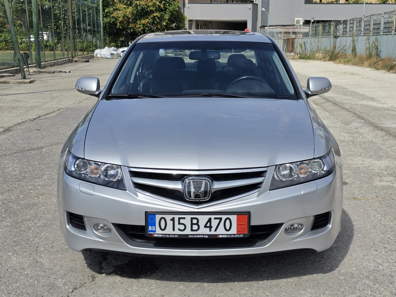 Honda Accord 2.4i-VTEC Distronic NAVI, снимка 2 - Автомобили и джипове - 56321571