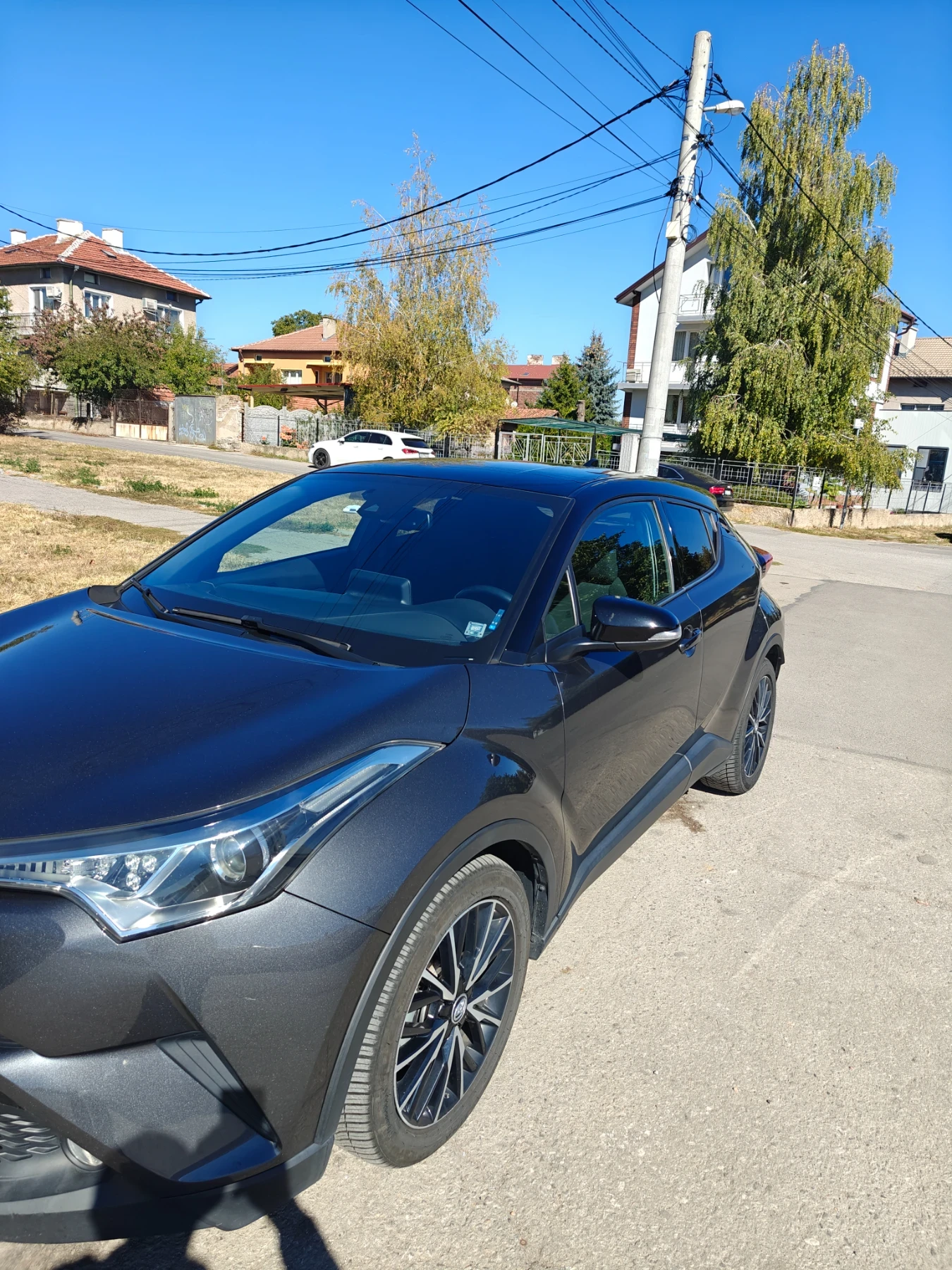 Toyota CH-R+, снимка 2 - Автомобили и джипове - 56382351