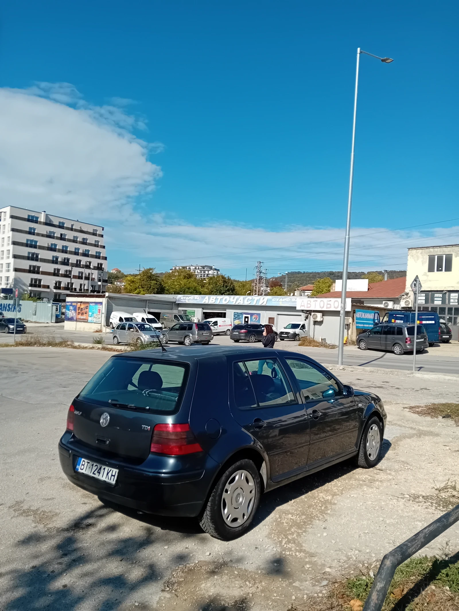 VW Golf 1.9, снимка 4 - Автомобили и джипове - 56584665