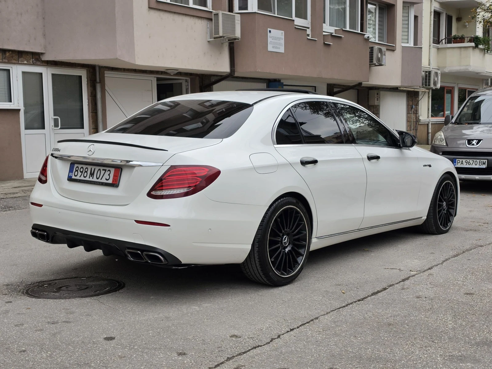 Mercedes-Benz E 350 350 АМГ, снимка 4 - Автомобили и джипове - 56645993