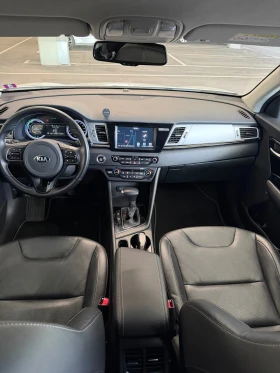Kia Niro Plug in Hybrid, снимка 11