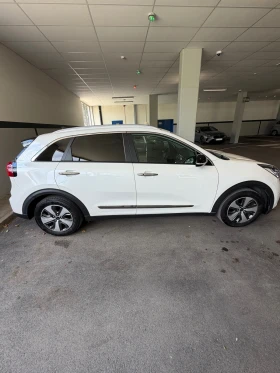 Kia Niro Plug in Hybrid, снимка 5