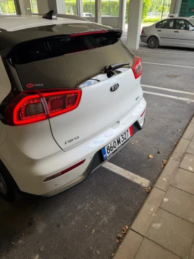 Kia Niro Plug in Hybrid, снимка 9