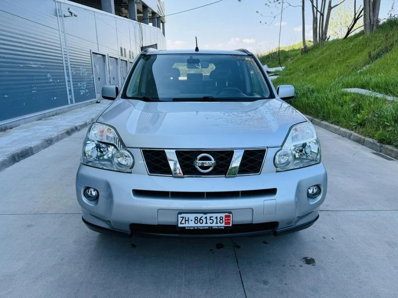 Nissan X-trail 2.5i Automat Swiss, снимка 3 - Автомобили и джипове - 47433433