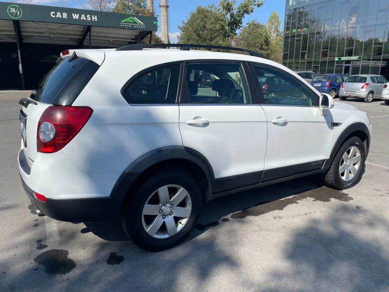 Chevrolet Captiva, снимка 2 - Автомобили и джипове - 47400026