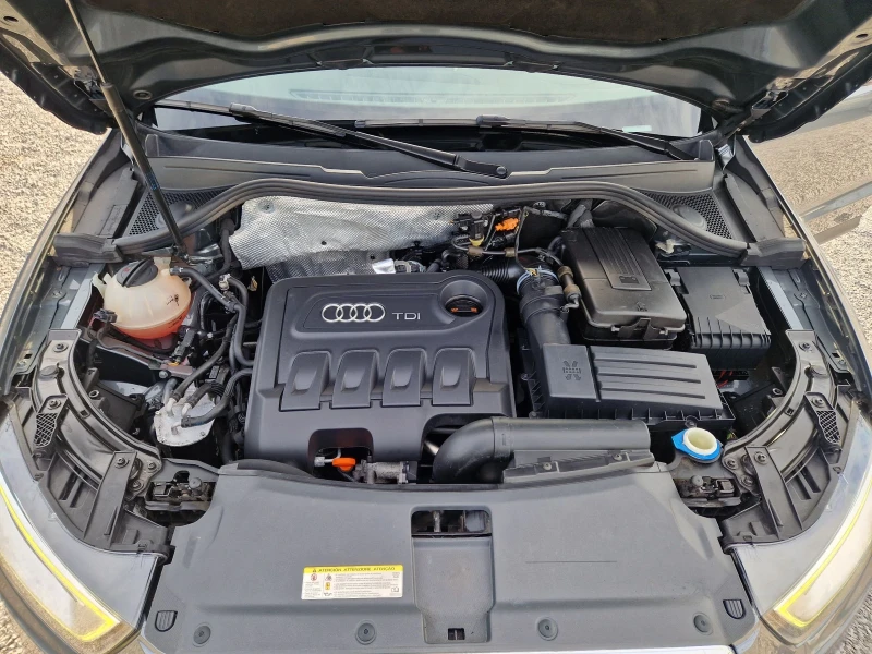 Audi Q3 2.0TDi Quatro , снимка 15 - Автомобили и джипове - 47623881