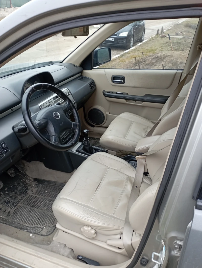 Nissan X-trail 2.2, снимка 10 - Автомобили и джипове - 49184589