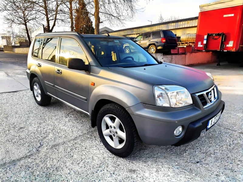 Nissan X-trail 2.2, снимка 2 - Автомобили и джипове - 49184589