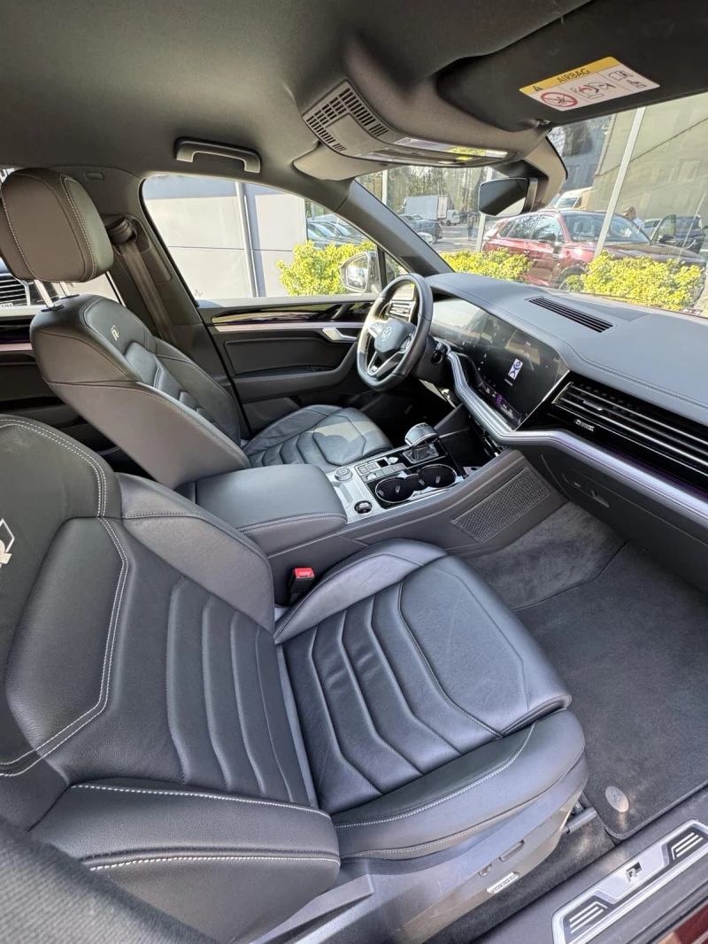 VW Touareg R-LINE, снимка 12 - Автомобили и джипове - 51744011