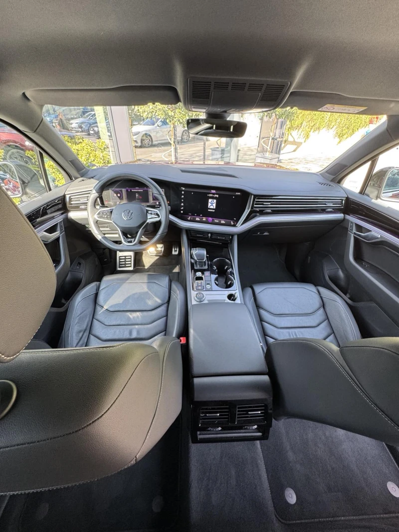 VW Touareg R-LINE, снимка 13 - Автомобили и джипове - 51744011