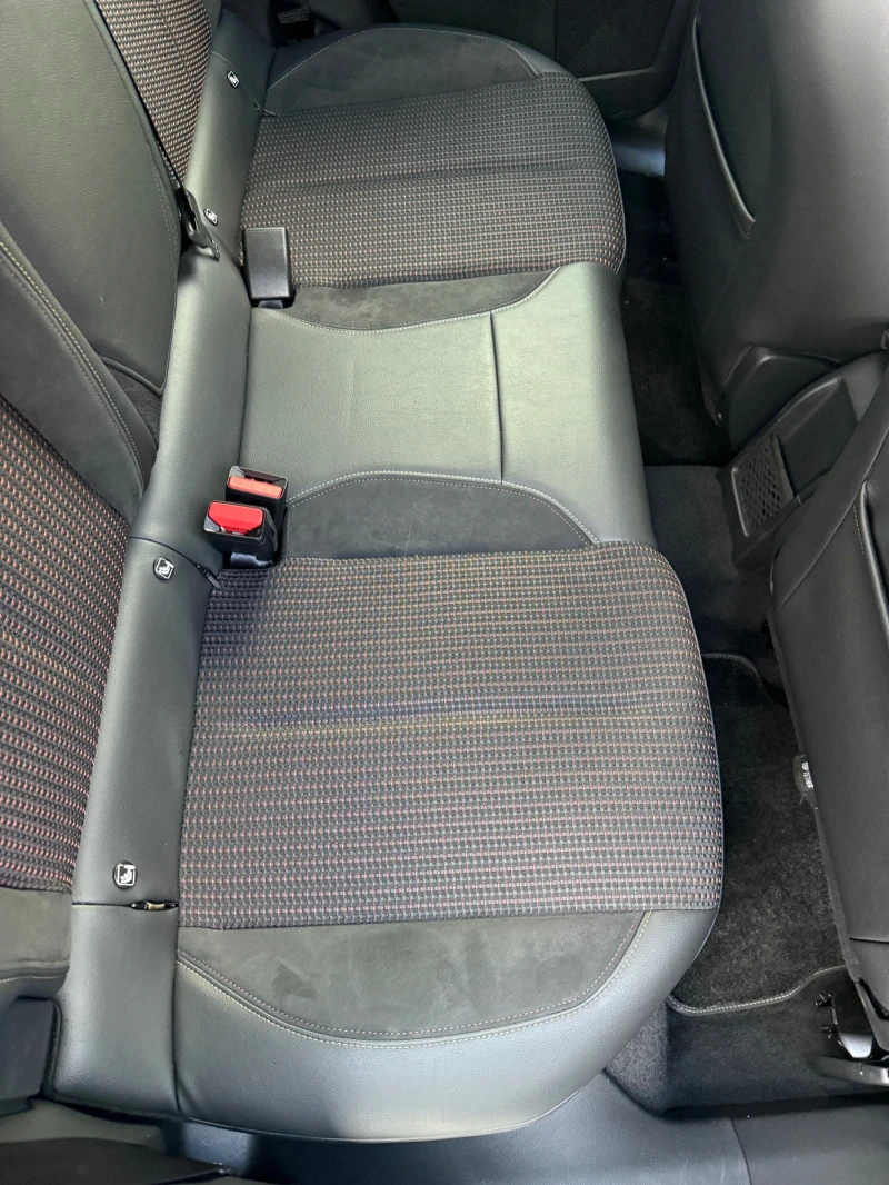 DS DS 3 Crossback 1.2 Бензин турбо АВТОМАТИK, СЕРВИЗНА ИСТОРИЯ!, снимка 12 - Автомобили и джипове - 51949473