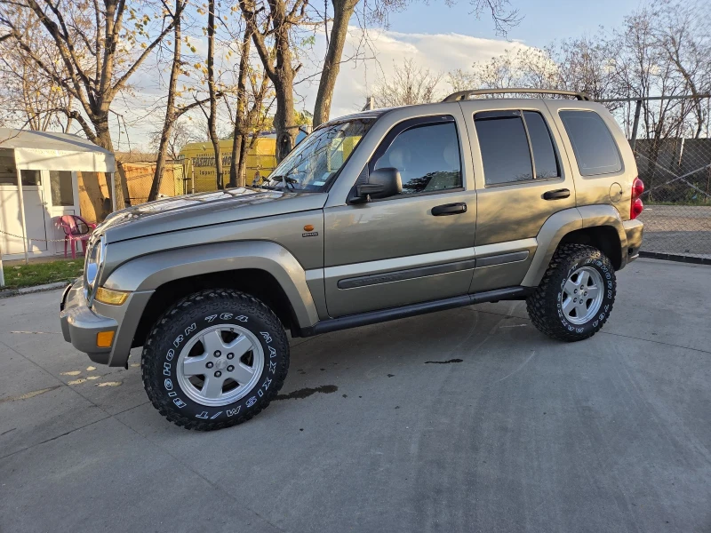 Jeep Cherokee 3.7, снимка 3 - Автомобили и джипове - 52514411