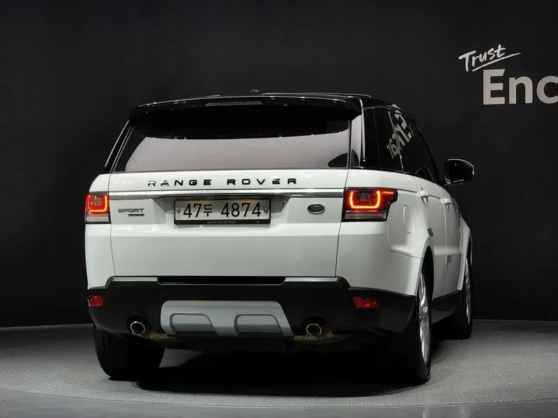 Land Rover Range Rover Sport 3.0, снимка 4 - Автомобили и джипове - 54500051