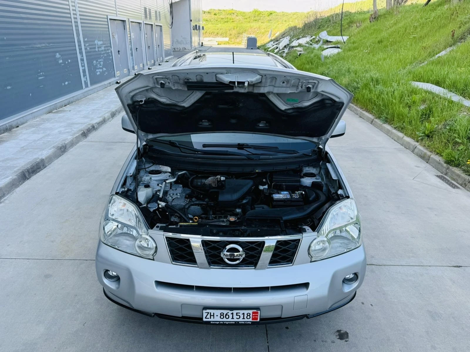 Nissan X-trail 2.5i Automat Swiss - изображение 4