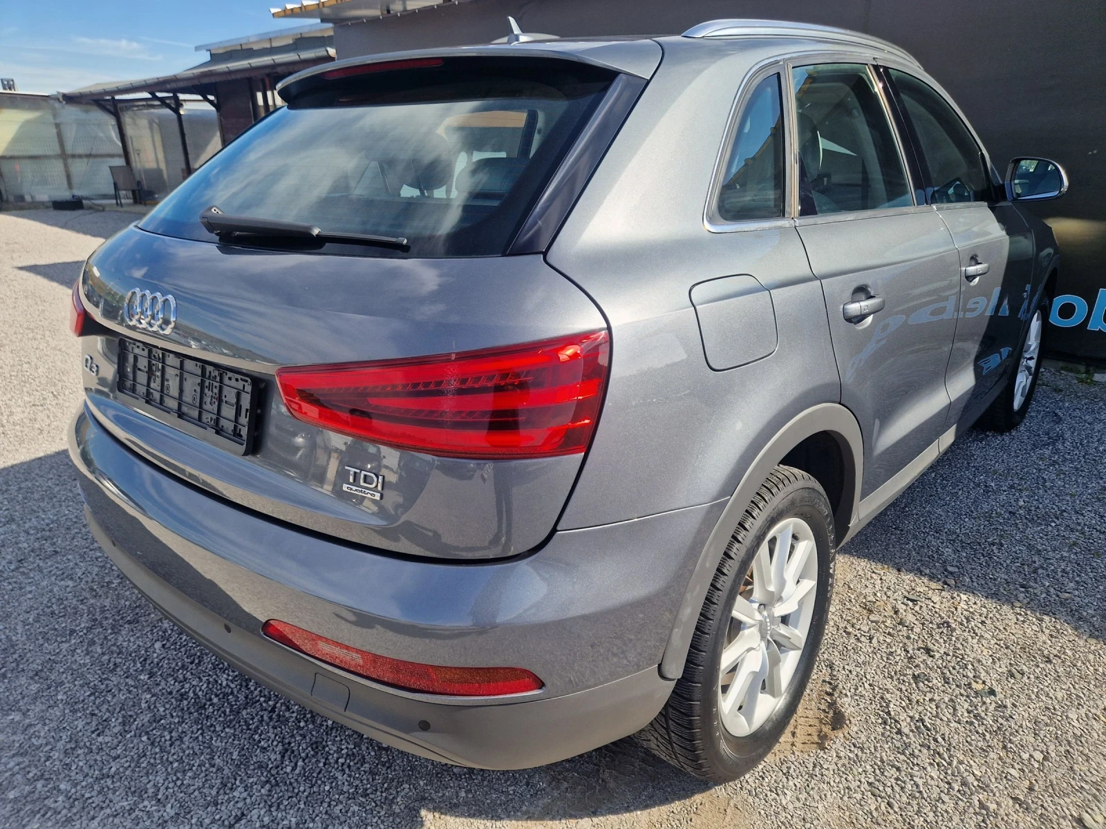 Audi Q3 2.0TDi Quatro  - изображение 2