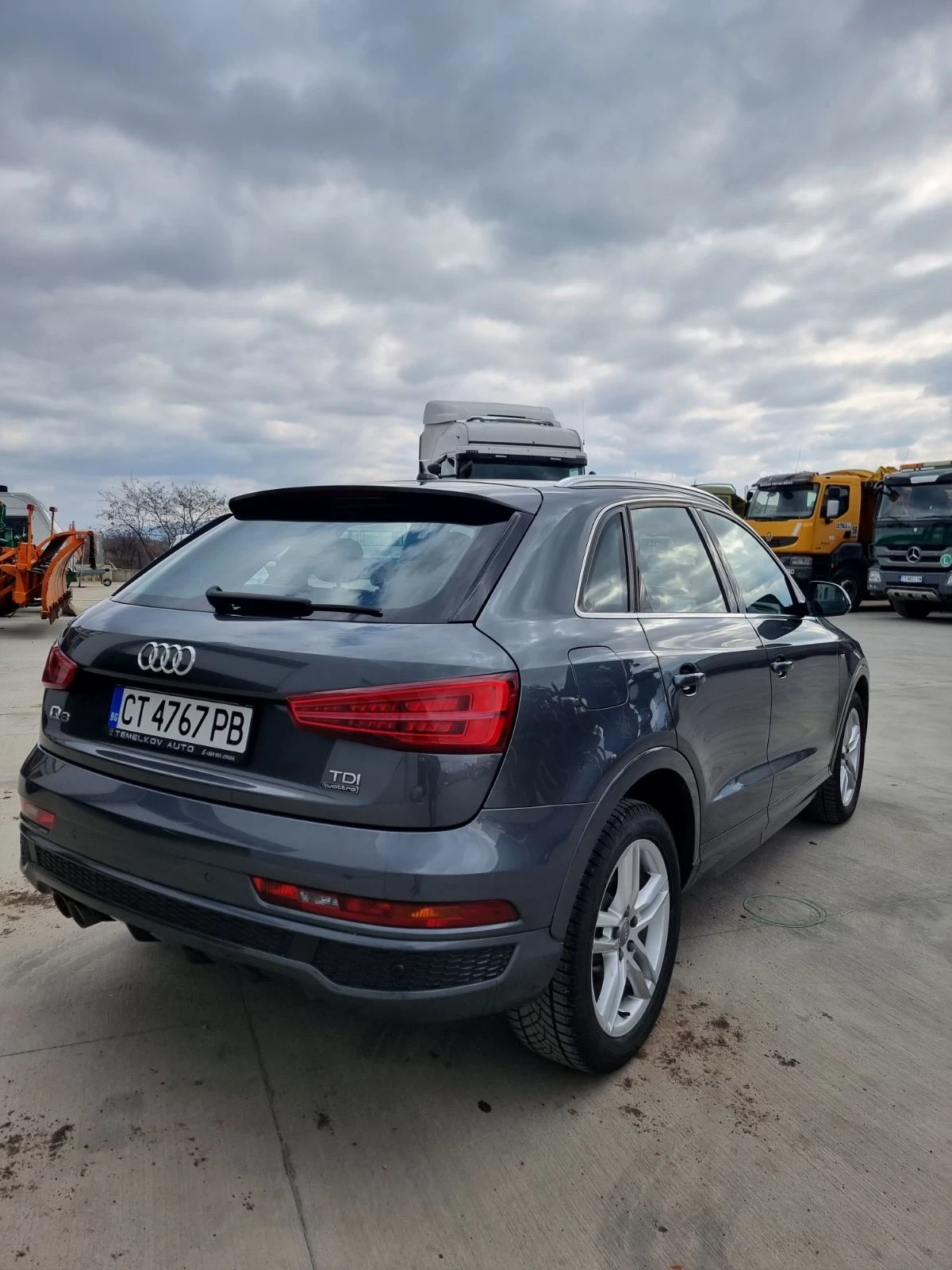 Audi Q3 2.0 TDI 184k.c S line   - изображение 3