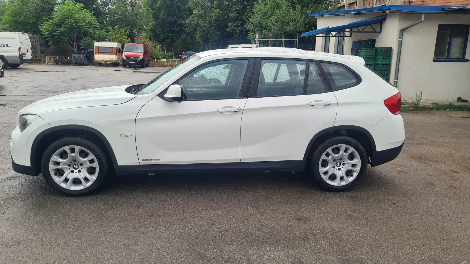 BMW X1 S-DRIVE 1.8D - изображение 2