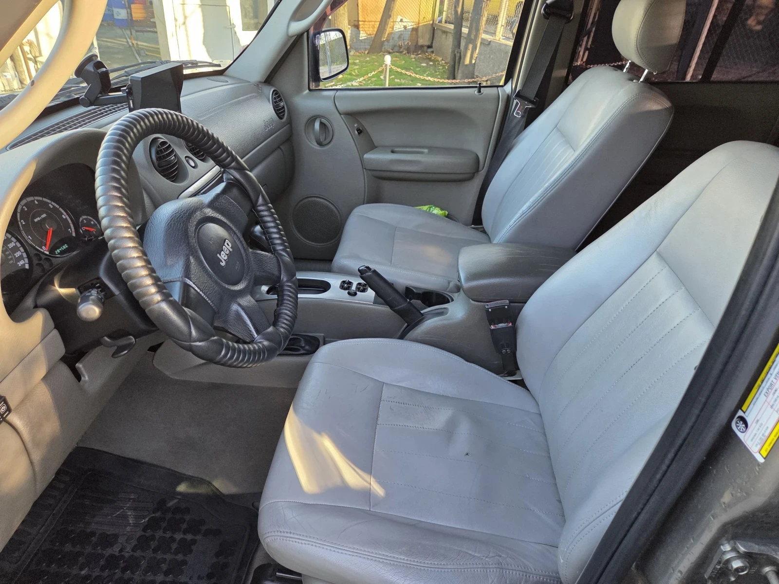 Jeep Cherokee 3.7 | Mobile.bg � ����������� 8