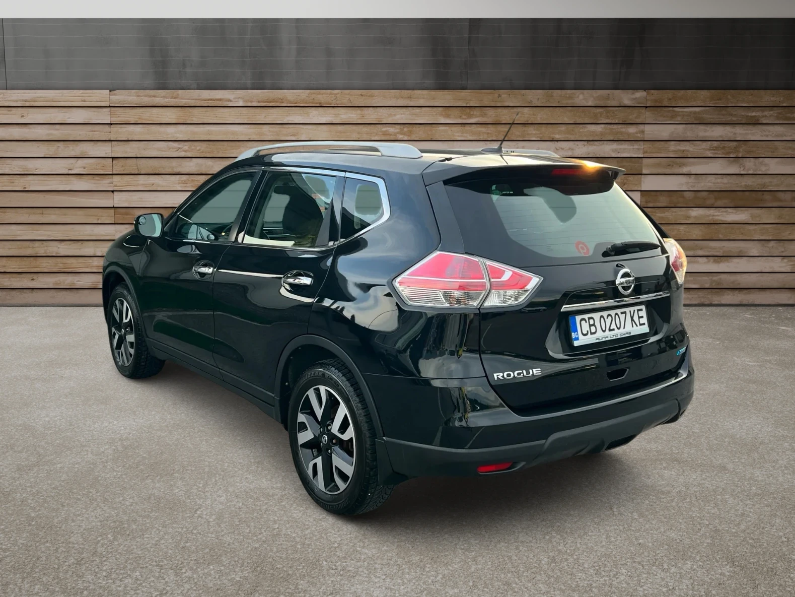 Nissan X-trail 2.5i Газов инжекцион  - изображение 6