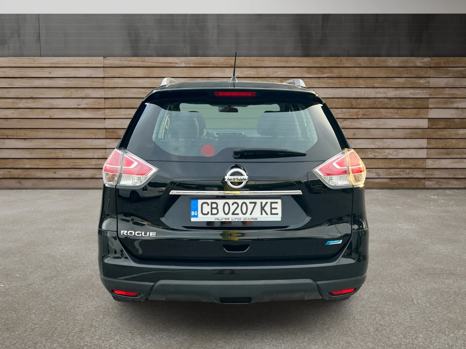 Nissan X-trail 2.5i Газов инжекцион  - изображение 5