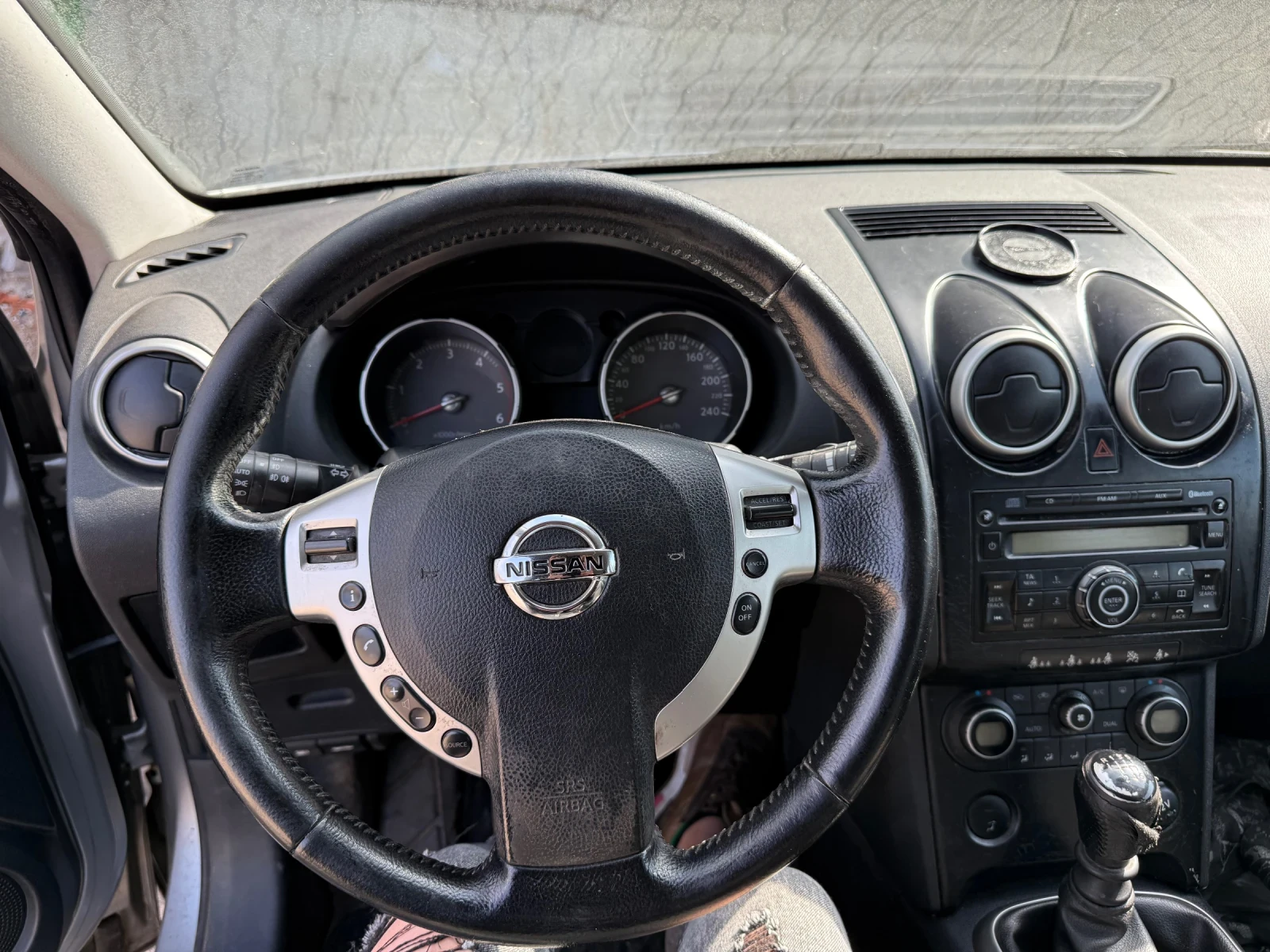 Nissan Qashqai 1.5 DCI, снимка 7 - Автомобили и джипове - 53705659