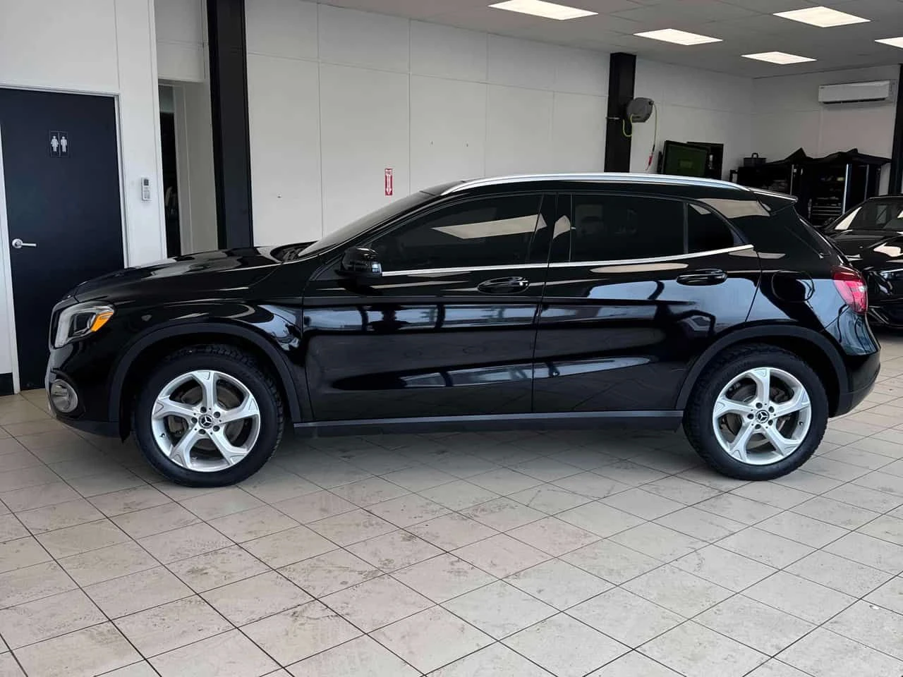 Mercedes-Benz GLA 250 4MATIC* PANORAMA* ��������*  | Mobile.bg � ����������� 2