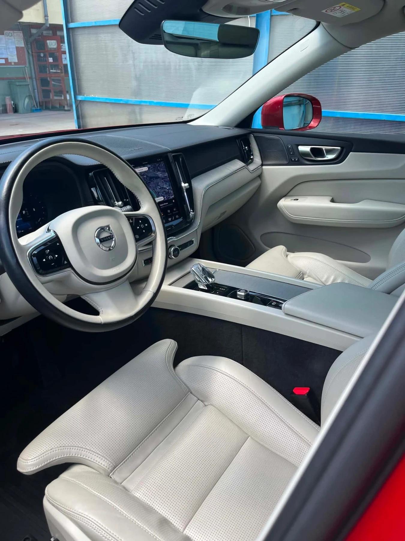 Volvo XC60 ULTIMATE BRIGHT, снимка 4 - Автомобили и джипове - 54803980