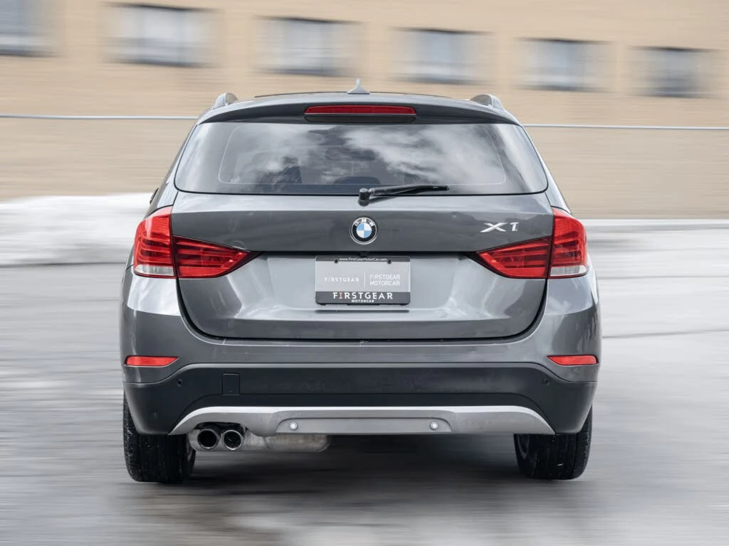 BMW X1 XDRIVE/ ПОДГРЕВИ / ПАНОРАМА / ОТ ПРЕДСТАВИТЕЛСТВО, снимка 5 - Автомобили и джипове - 55017197
