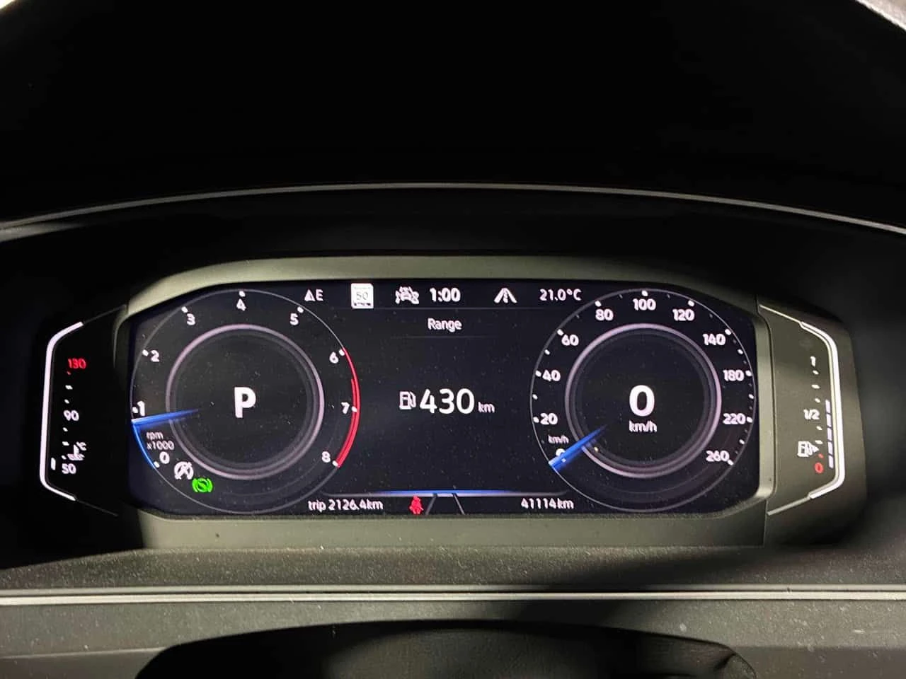 VW Tiguan * Highline R Line * CARFAX * ОТ ПРЕДСТАВИТЕЛСТВО, снимка 8 - Автомобили и джипове - 55024441