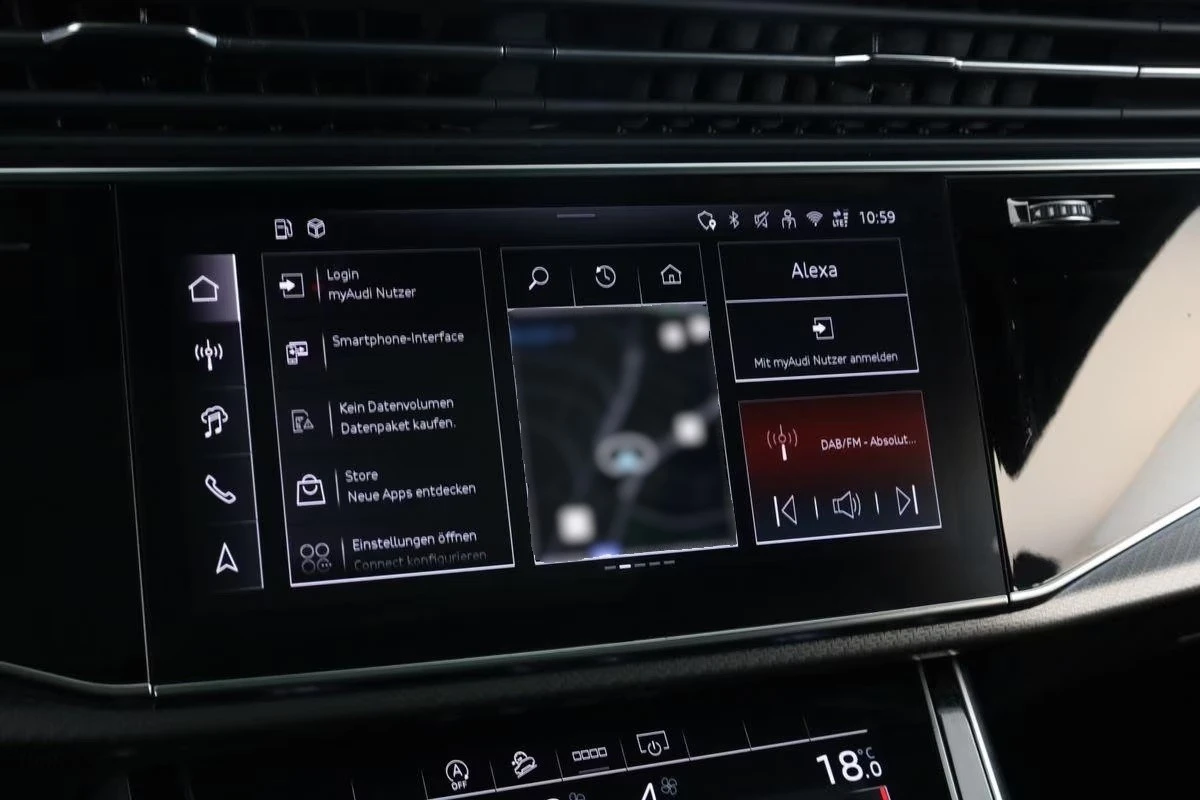 Audi RSQ8 PERFORMANCE / B&O / CERAMIC / HD MATRIX / PANO /, снимка 13 - Автомобили и джипове - 55048850