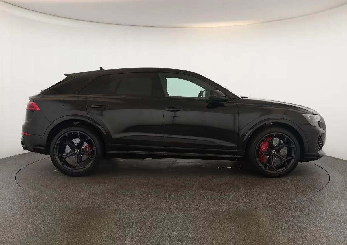Audi RSQ8 PERFORMANCE / B&O / CERAMIC / HD MATRIX / PANO /, снимка 5 - Автомобили и джипове - 55048850
