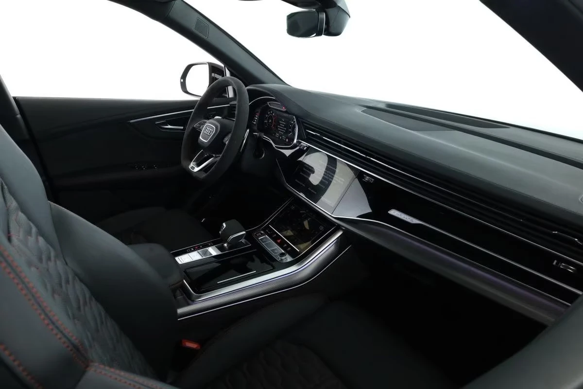 Audi RSQ8 PERFORMANCE / B&O / CERAMIC / HD MATRIX / PANO /, снимка 16 - Автомобили и джипове - 55048850
