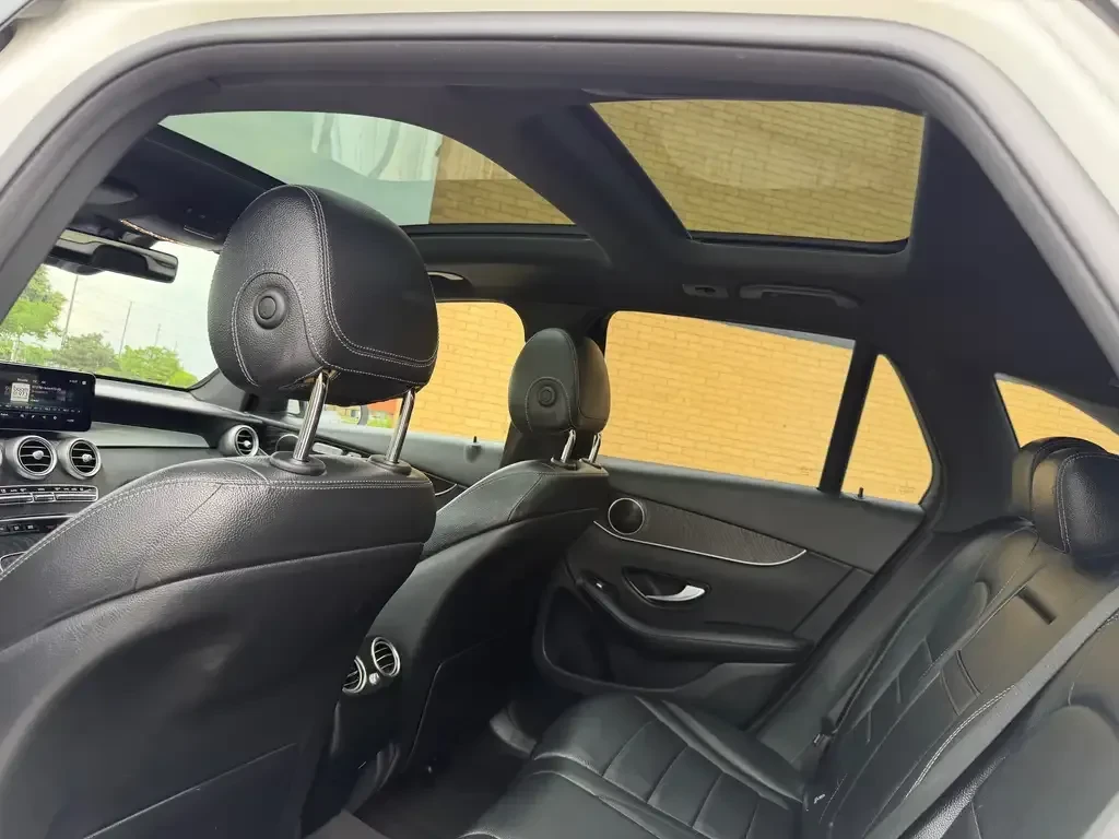 Mercedes-Benz GLC 300 4MATIC AMG, снимка 12 - Автомобили и джипове - 55394883