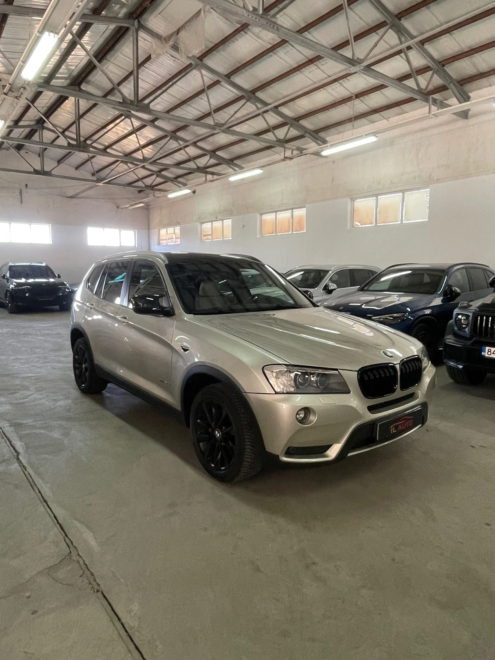 BMW X3 2.0Xdr/Камера/Кожа/ОБСЛУЖЕНА !!!, снимка 2 - Автомобили и джипове - 55961087
