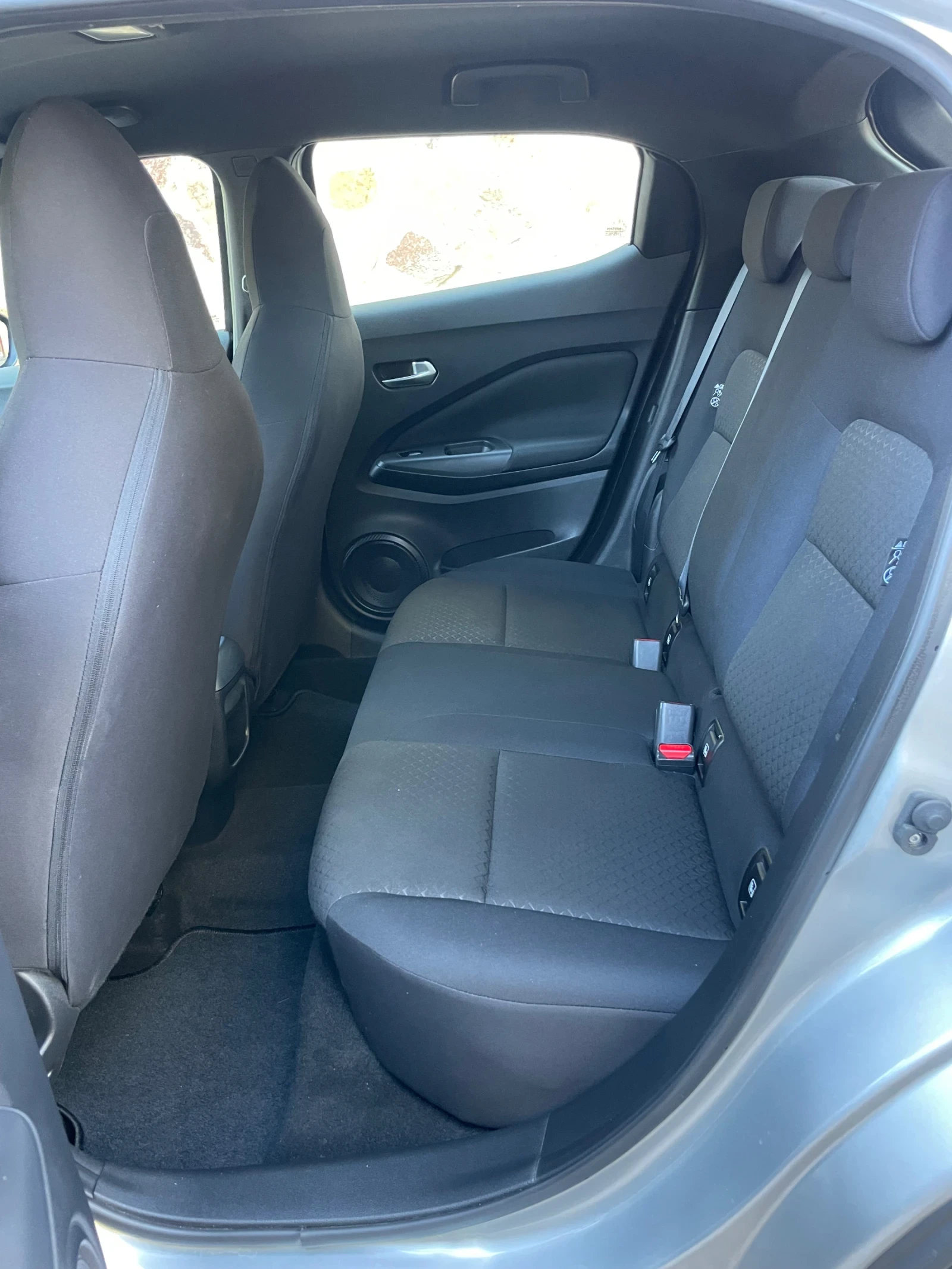 Nissan Juke 1.0DIG-T* 117kc* , снимка 12 - Автомобили и джипове - 56607222