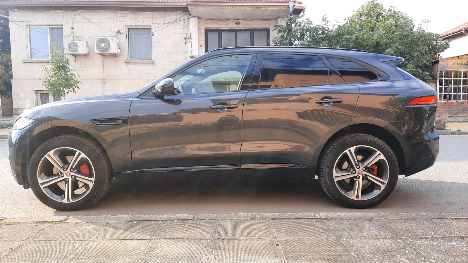 Jaguar F-PACE 300 к.с., снимка 3 - Автомобили и джипове - 56614942