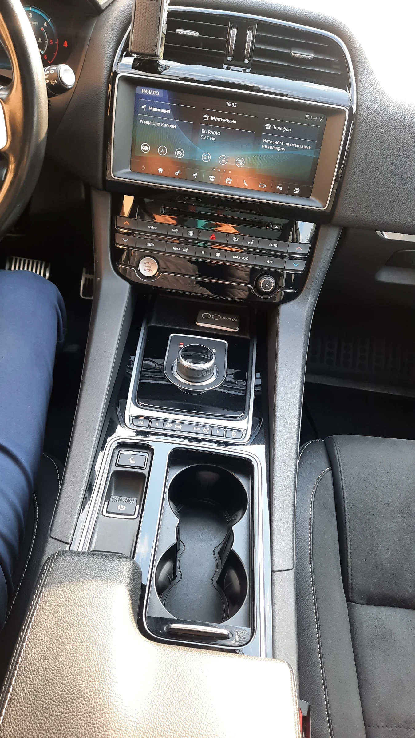 Jaguar F-PACE 300 к.с., снимка 15 - Автомобили и джипове - 56614942